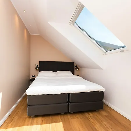Apartment - No Contact Check In *