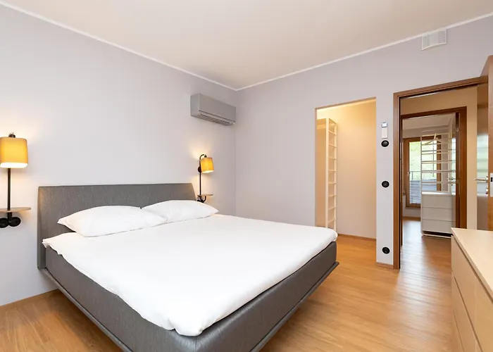 - No Contact Check In Apartman