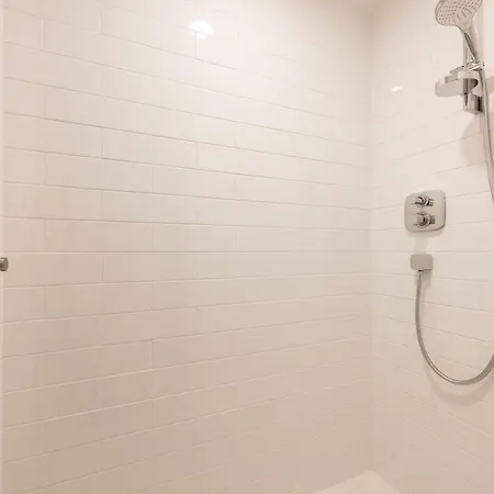 Apartment - No Contact Check In