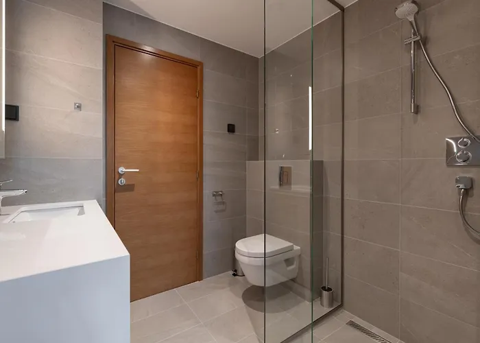 Apartament - No Contact Check In *