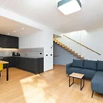 - No Contact Check In Apartament